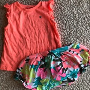 Carter’s two piece set